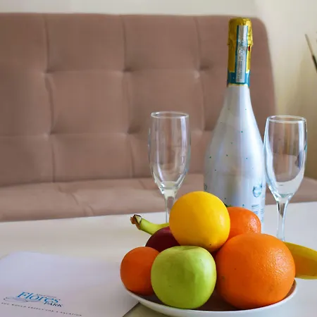 Flores Park Apartman *