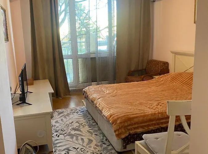 Flores Park Apartman Napospart