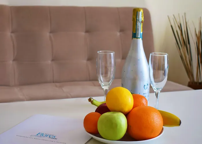 Flores Park Apartman *