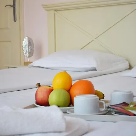 Flores Park Apart-hotel 3*