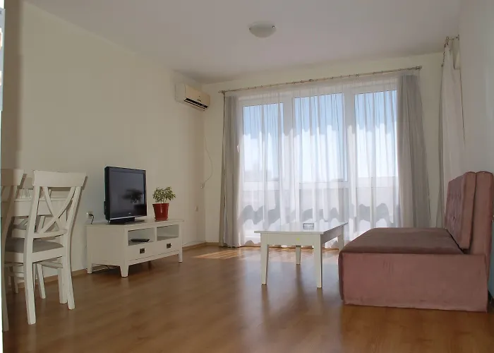 Flores Park Apartmán *