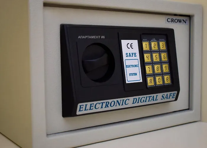 Flores Park Солнечный берег