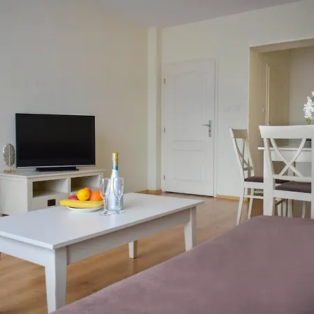 Flores Park סאני ביץ'