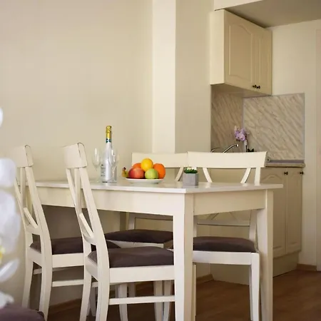 Flores Park Слънчев бряг