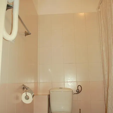 Flores Park Apart Otel 3*