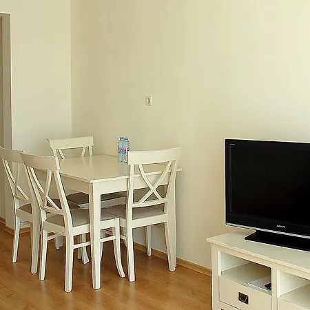 Flores Park Apart Otel Sunny Beach