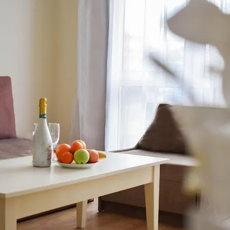 Flores Park Apartament *