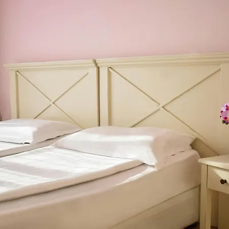 Flores Park Apart Otel