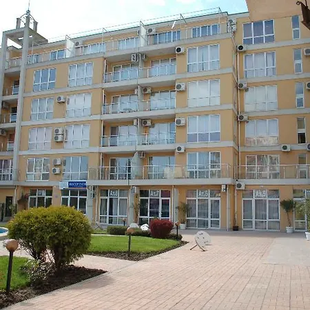 Flores Park Apart Otel